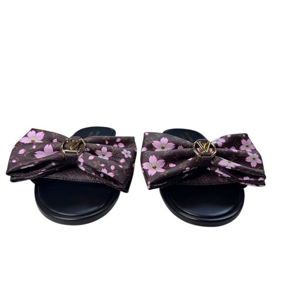 NWT Louis Vuitton x Murakami Lily Flat Mules (35/5) - Picture 4 of 9